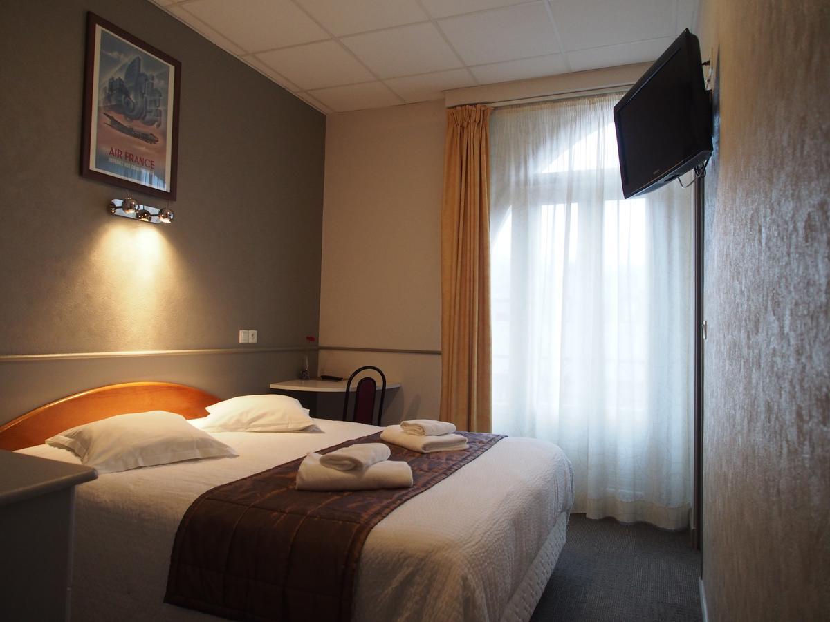 Hotel De L'Aviation La Bourboule Ngoại thất bức ảnh