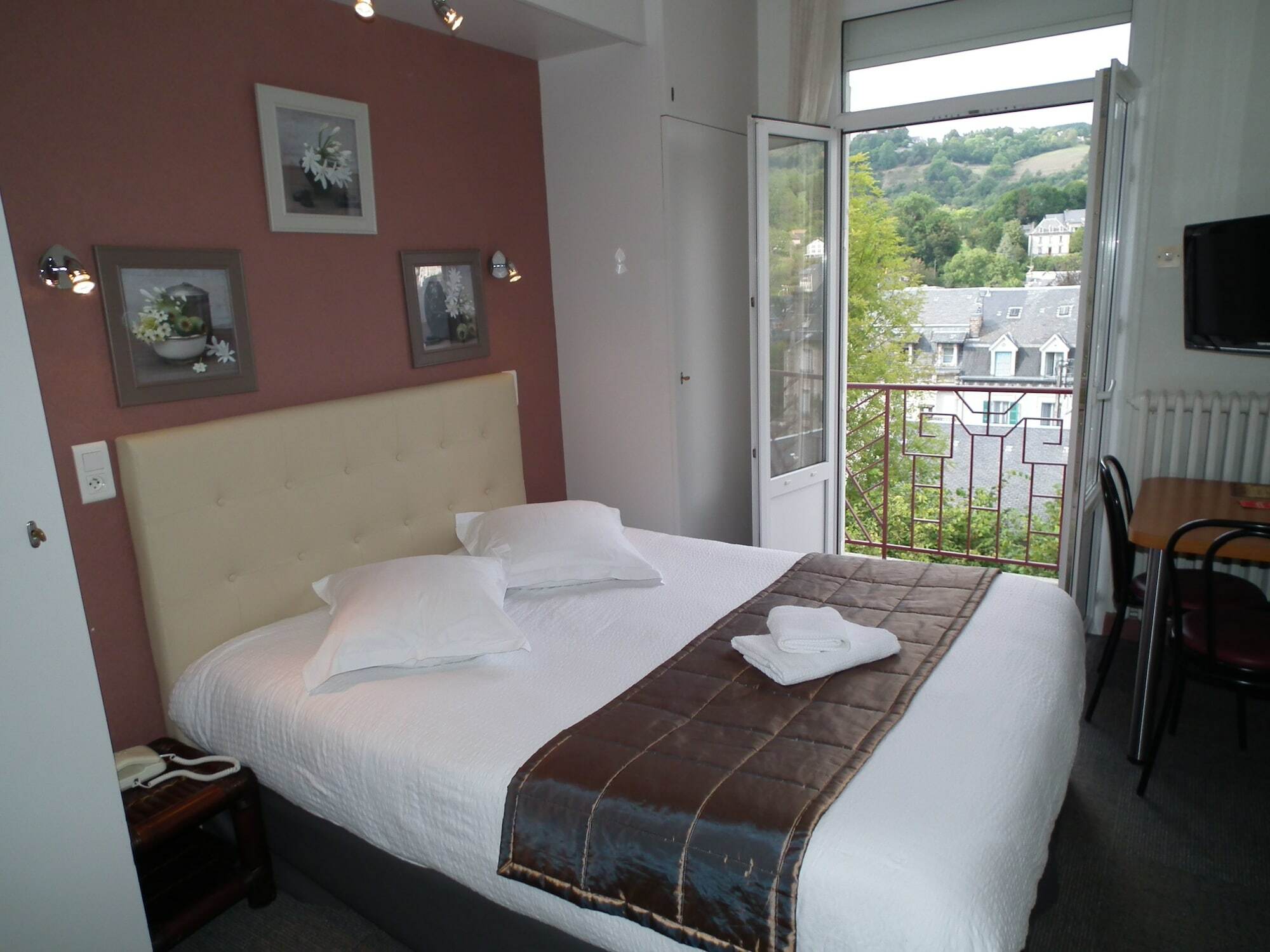 Hotel De L'Aviation La Bourboule Ngoại thất bức ảnh